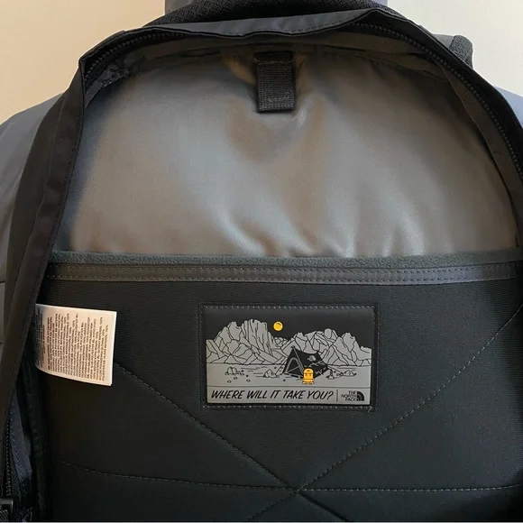 The North Face Generator Backpack School Bag TNF Black BRAND NEW WITH TAGS! - Picture 6 of 14